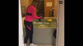 Thumbnail: NEYMAR CORE 😂