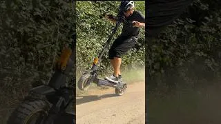 Thumbnail: AUSOM K20 pro - dual Motor legal #xtomcicostech #escooter #monopattinoelettrico #ausom