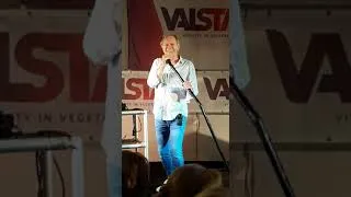 Thumbnail: Rob de Nijs valt van podium | XXL Radio