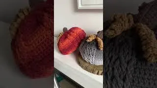 Thumbnail: Braided Pumpkins