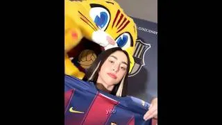 Thumbnail: Yamal & Mascot's Flirting Skills..😂