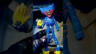 Thumbnail: ​Making Huggy Wuggy & Kissy Missy Sculptures!💙 (Full video linked below) #shorts #poppyplaytime #FNF