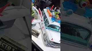 Thumbnail: INSANE! Mondo Ecto-1 Reveal! #ghostbusters #sdcc #comiccon