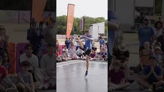 Thumbnail: Is this one of the best lowercombo’s on stage!?