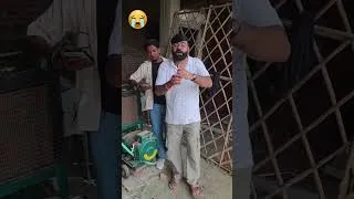 Thumbnail: 😱सिर्फ बड़े Creators पैसा कमाते हैं 😢 हम नहीं कमा पा रहे हैं 💸 #youtubewalebaba